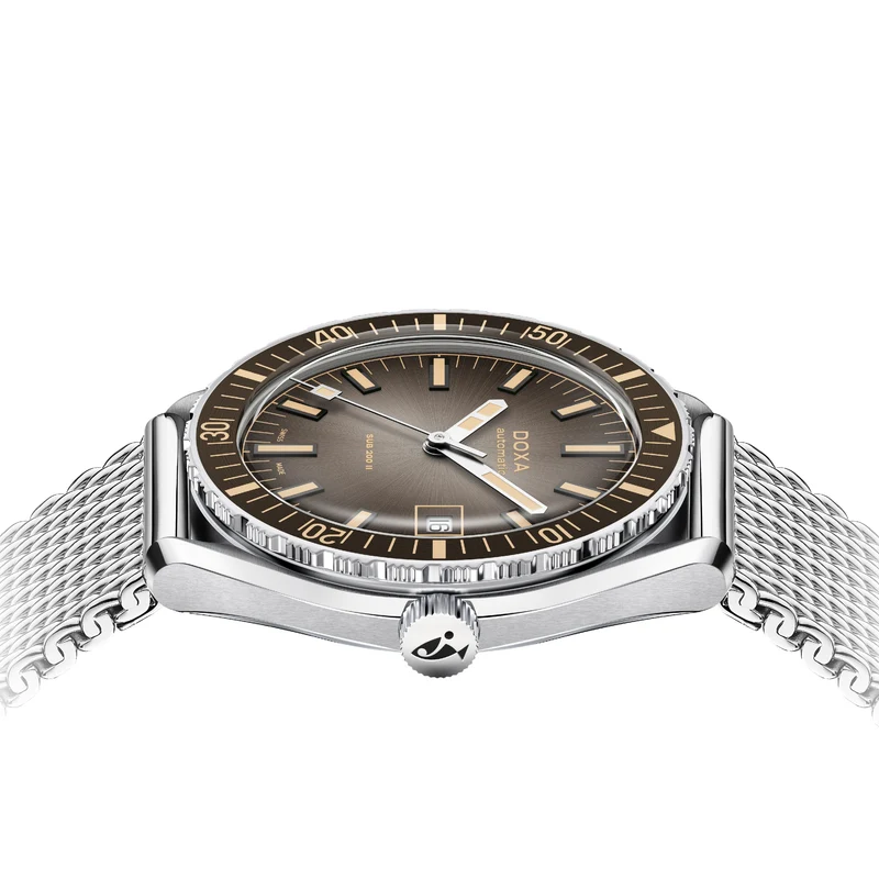 SUB 200 II Sharkhunter Vintage 44mm - Black on Mesh Bracelet