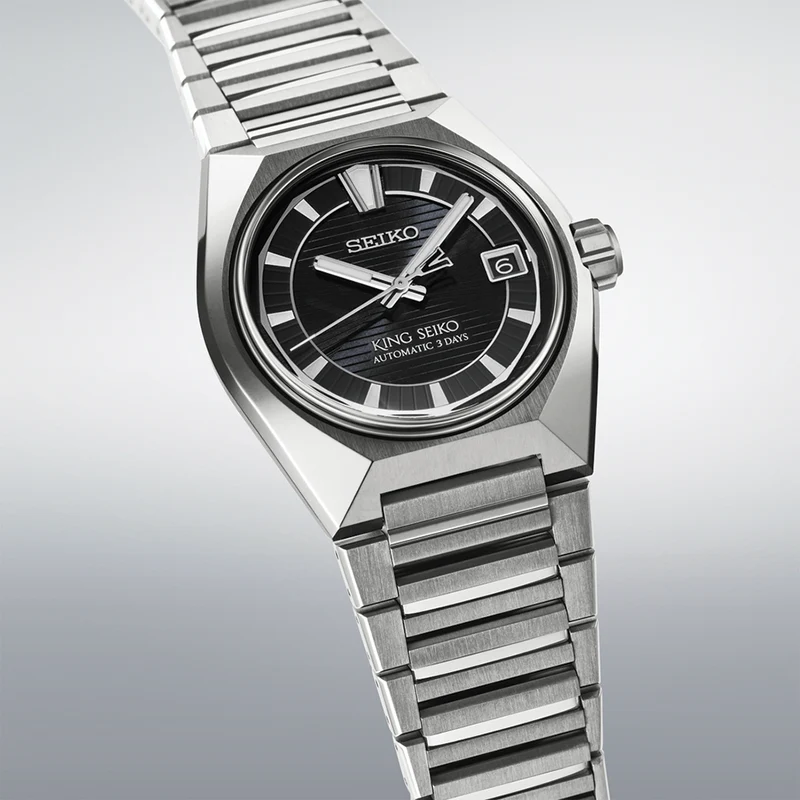HKF003 King Seiko VANAC 41mm - Black on Bracelet