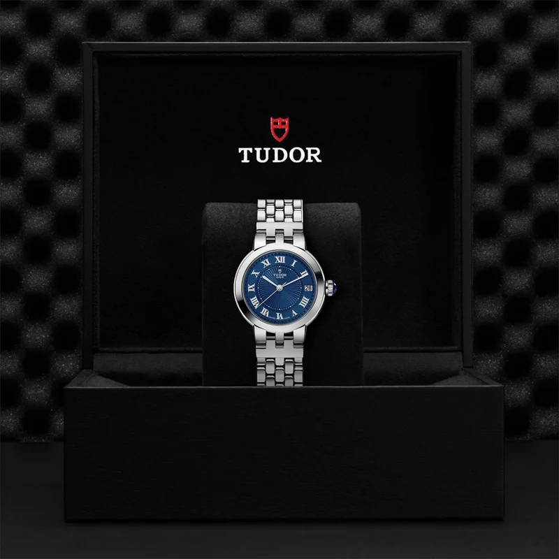 Clair de Rose 34mm - Blue on Bracelet