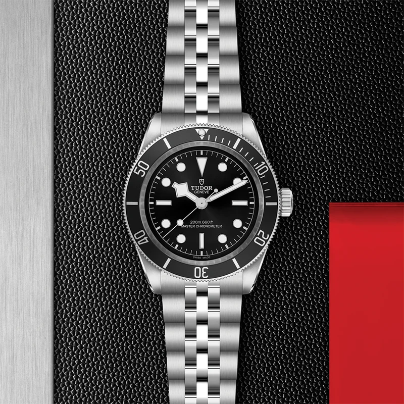 Black Bay 41mm - Black on 5-Link Bracelet