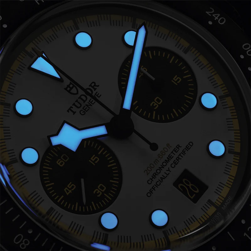 Black Bay Chrono "Carbon 26" 42mm - White on Rubber/Leather Strap