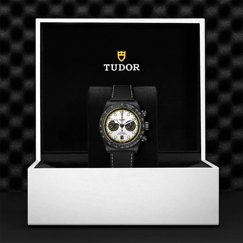 Black Bay Chrono "Carbon 26" 42mm - White on Rubber/Leather Strap