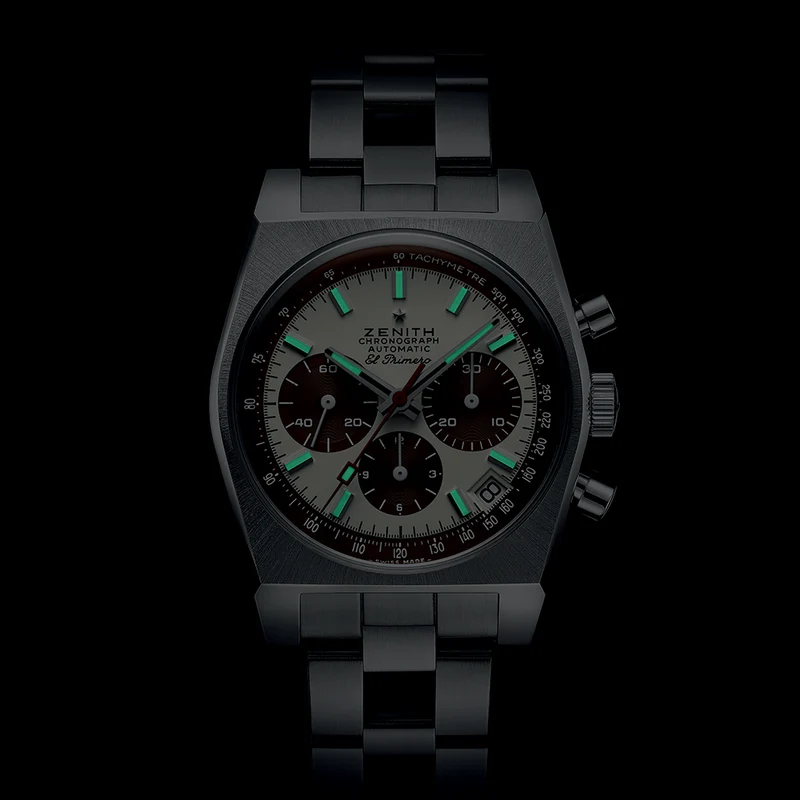 Chronomaster Revival A384 37mm - White, Brown Accents on Bracelet