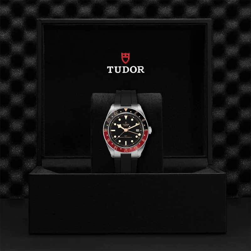 Black Bay 58 GMT 39mm - Black on Rubber Strap