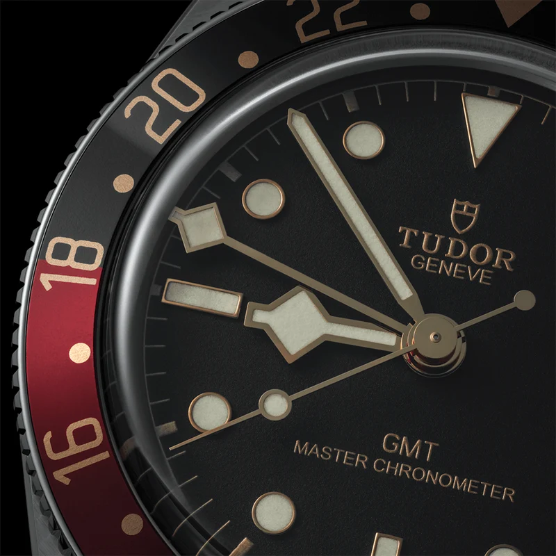 Black Bay 58 GMT 39mm - Black, Burgundy Bezel on 3-Link Bracelet