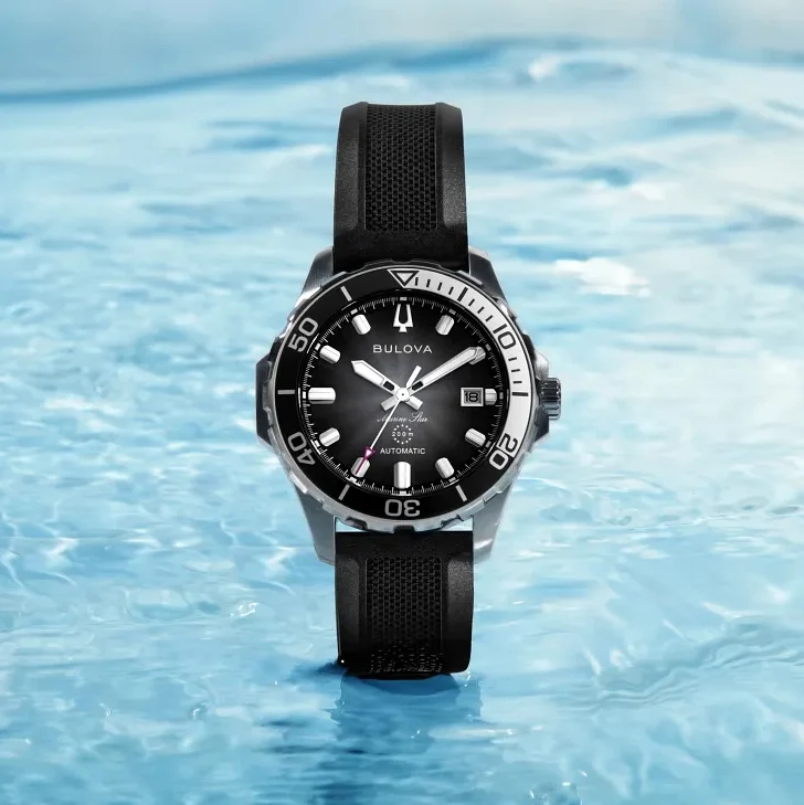 Marine Star Series B 41mm - Black on Rubber Strap