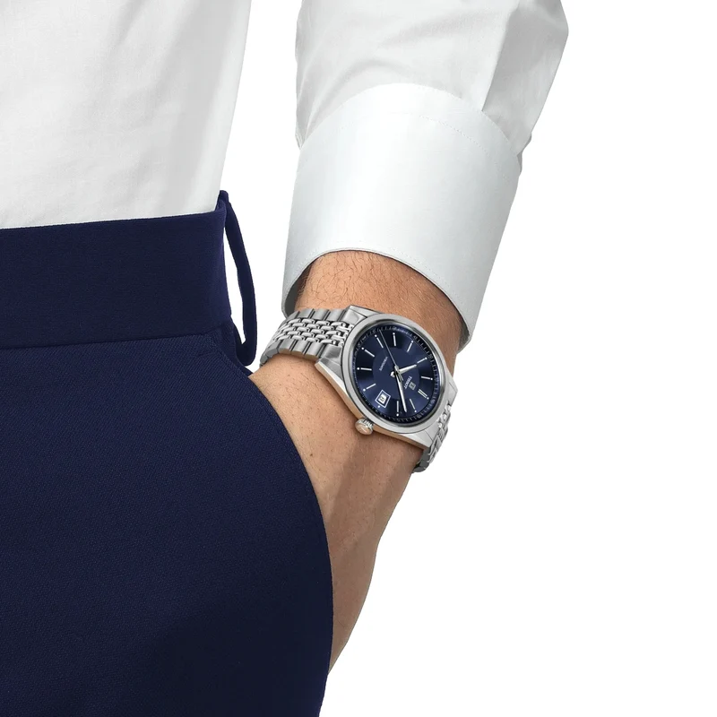 Visodate 39mm - Blue on Bracelet