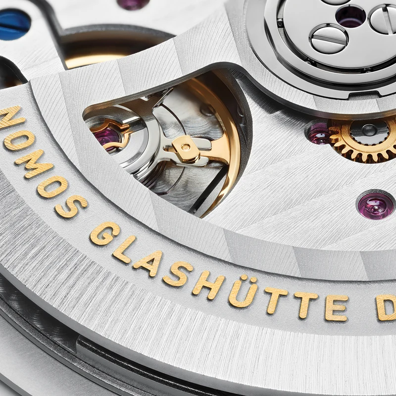 Tangente Neomatik Update Gold 38.5mm - White on Leather Strap
