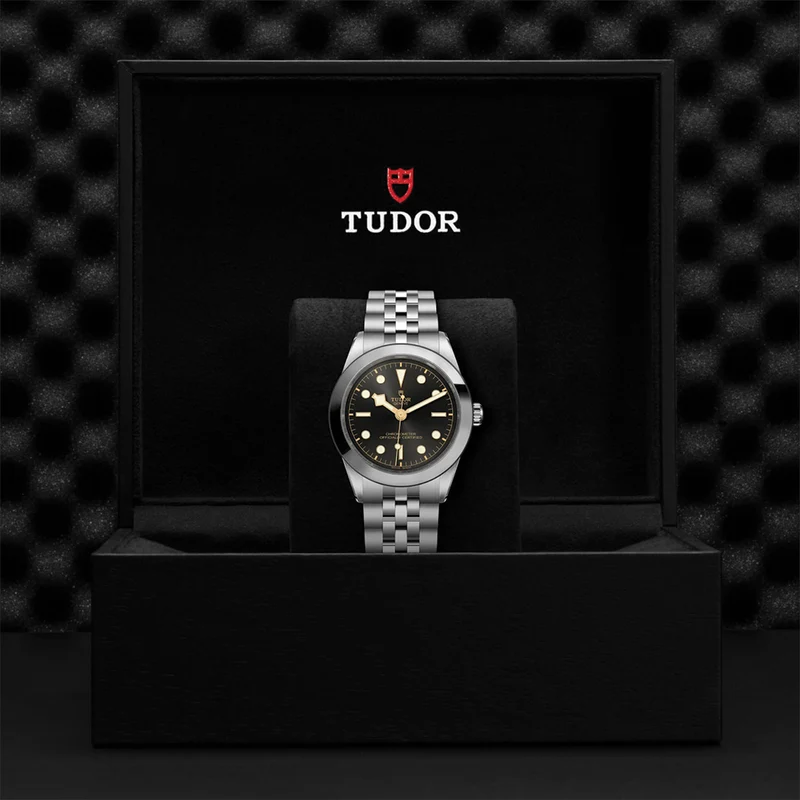 Black Bay One 39mm - Anthracite on Bracelet