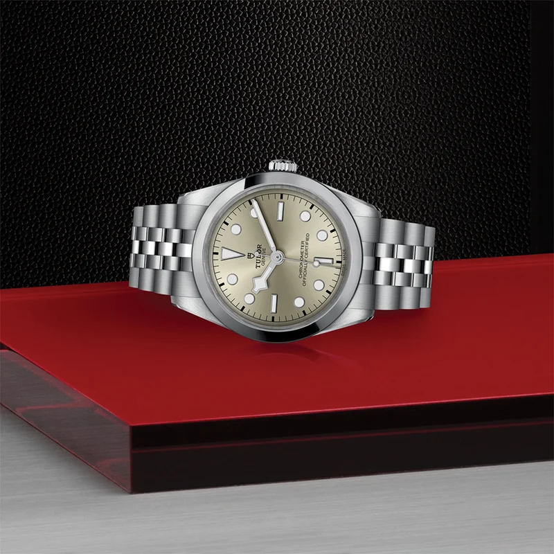 Black Bay One 36mm - Light Champagne on Bracelet