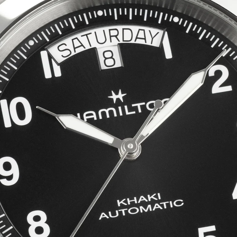 Khaki Field Auto 40mm - Black on Brown Leather Strap