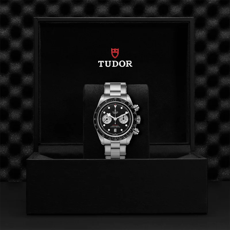 Black Bay Chrono 41mm - Black on 3-Link Bracelet