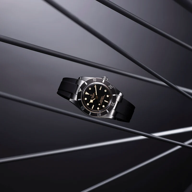 Black Bay 54 37mm - Black on Rubber Strap