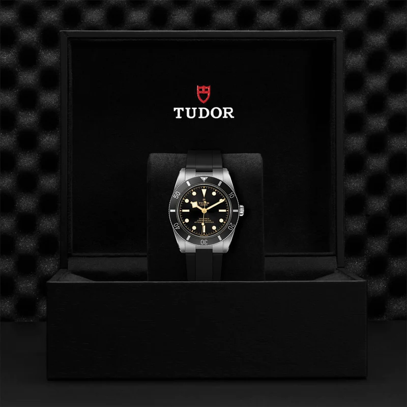Black Bay 54 37mm - Black on Rubber Strap