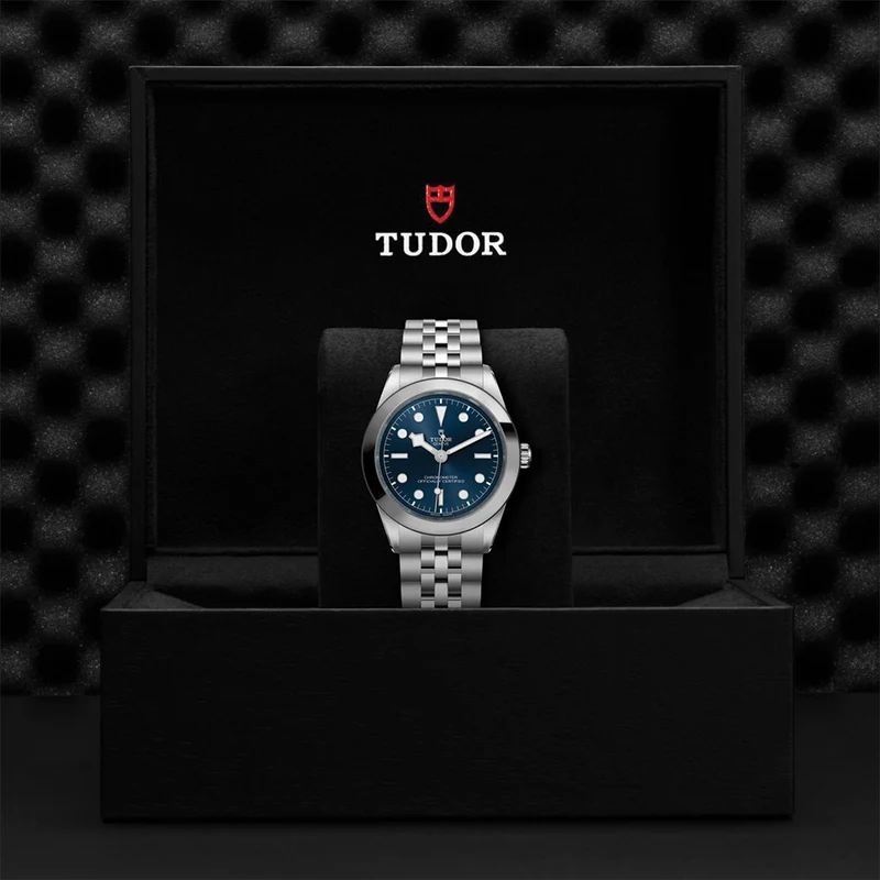 Black Bay One 39mm - Blue on Bracelet