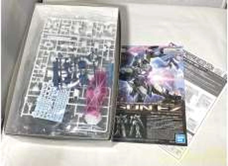 BANDAI RE/100 1/100 Gun-EZ Prototyp (Roller 1/100 RE/100 LM111E02