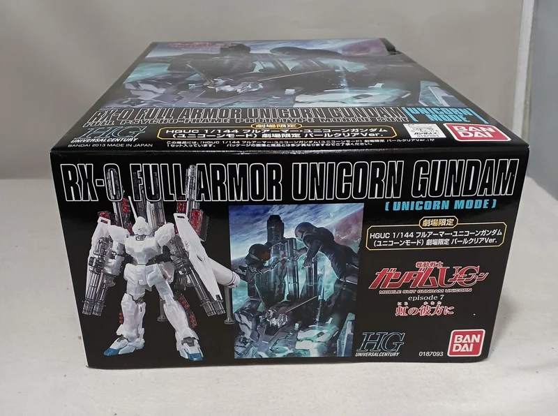 BANDAI RX-0 Full Armor Unicorn Gundam (Unicorn Mode 1/144 HGUC Theater Limited Pearl Clear Ver.)