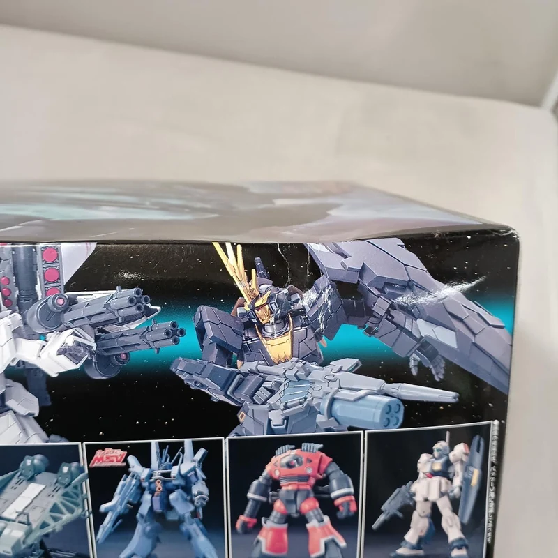 BANDAI RX-0 Full Armor Unicorn Gundam (Unicorn Mode 1/144 HGUC Theater Limited Pearl Clear Ver.)