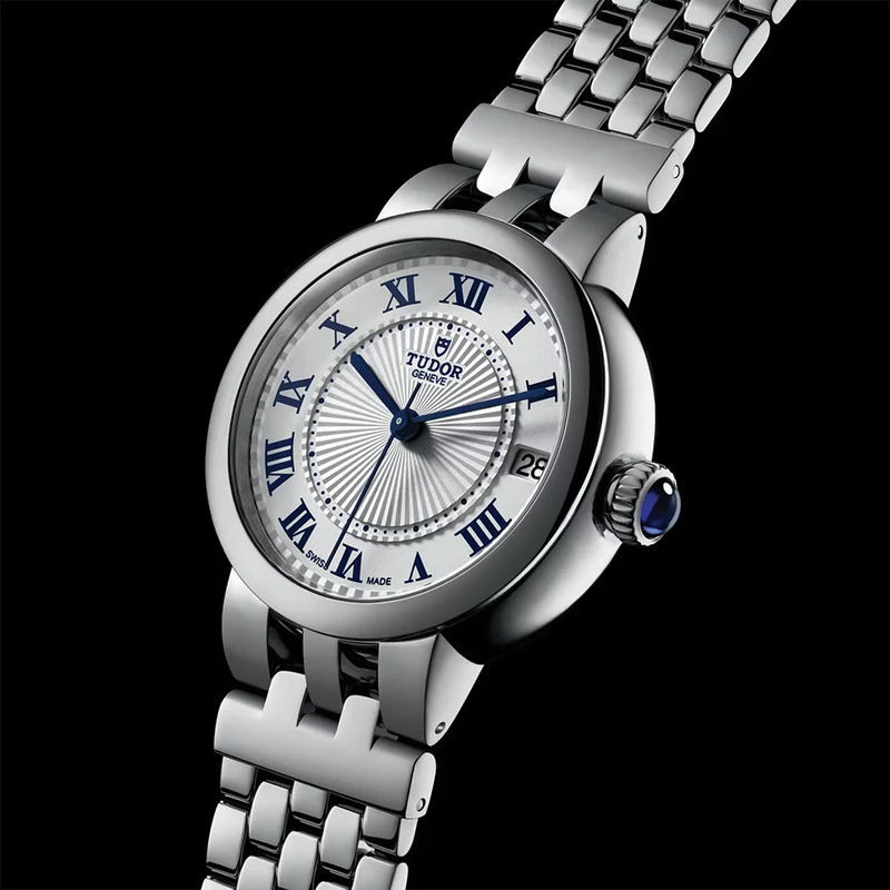 Clair de Rose 34mm - Opaline on Bracelet