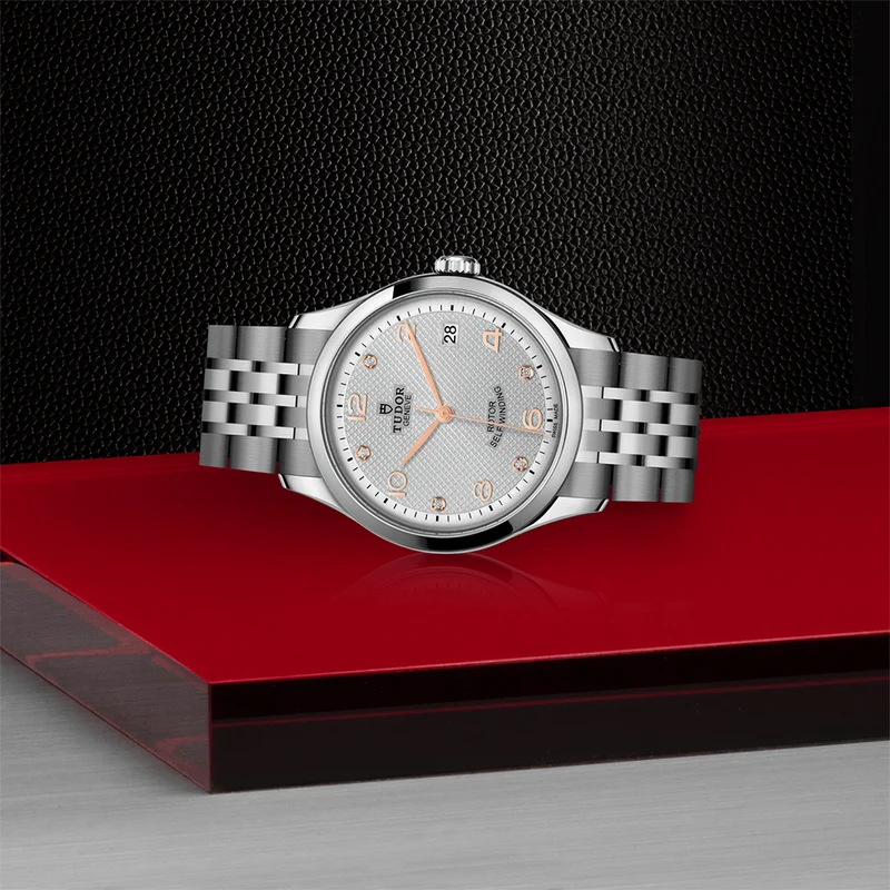 1926 36mm - Silver, Diamond-Set on Bracelet