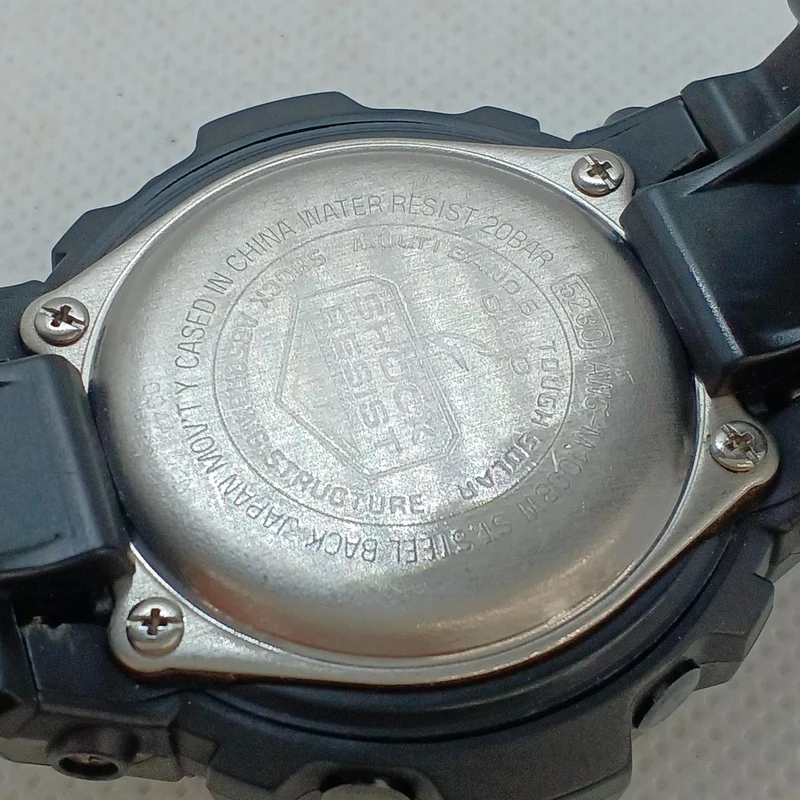 CASIO G-SHOCK AWG-M100BW AWG-M100BW