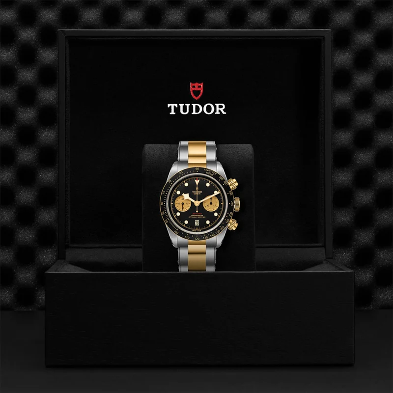 Black Bay Chrono S&G 41mm - Black on Bracelet