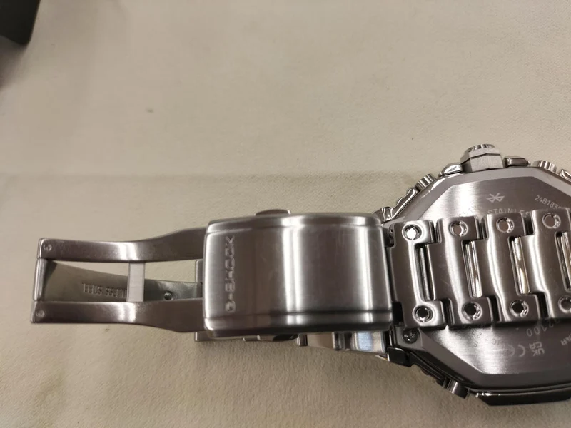 CASIO Quarz-Analog-Armbanduhr GMC-B2100
