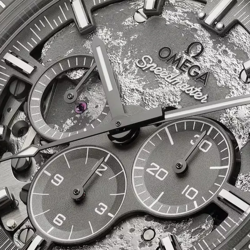 Speedmaster Grey Side of the Moon Grey Ceramic 44.25mm - Grey on Rubber Strap
