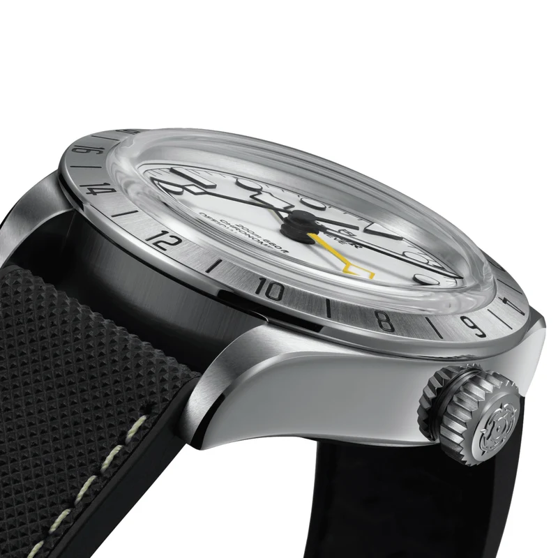 Black Bay Pro GMT 39mm - Opaline on Rubber/Leather Strap