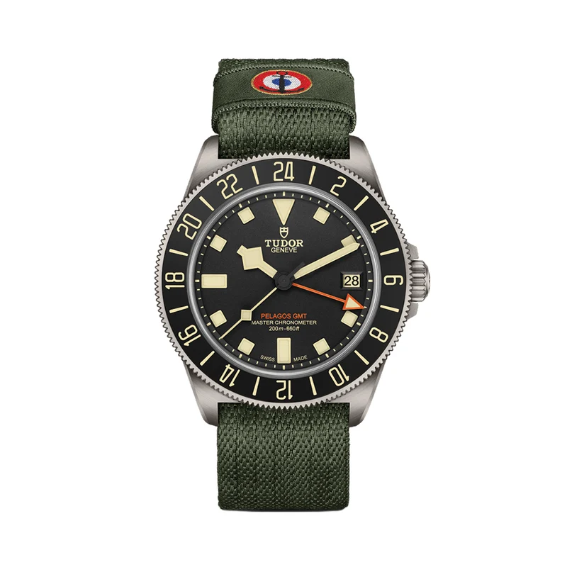 Pelagos FXD GMT Titanium 42mm - Black on Fabric Strap
