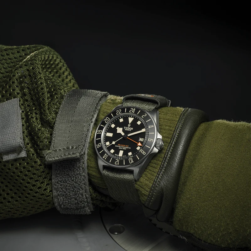 Pelagos FXD GMT Titanium 42mm - Black on Fabric Strap