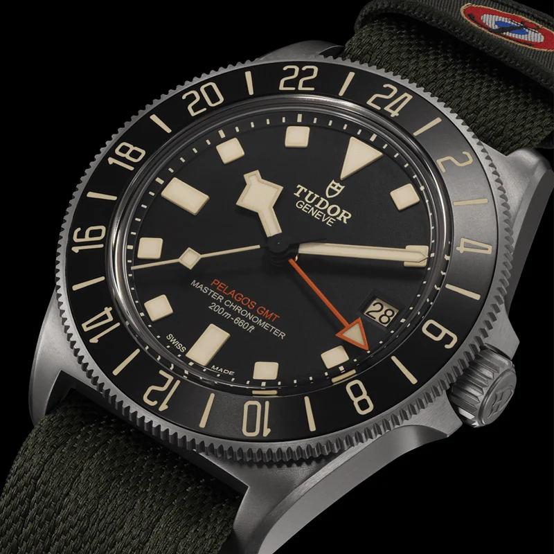 Pelagos FXD GMT Titanium 42mm - Black on Fabric Strap