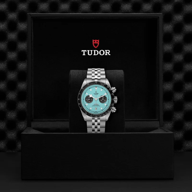 Black Bay Chrono 41mm - Turquoise on Bracelet