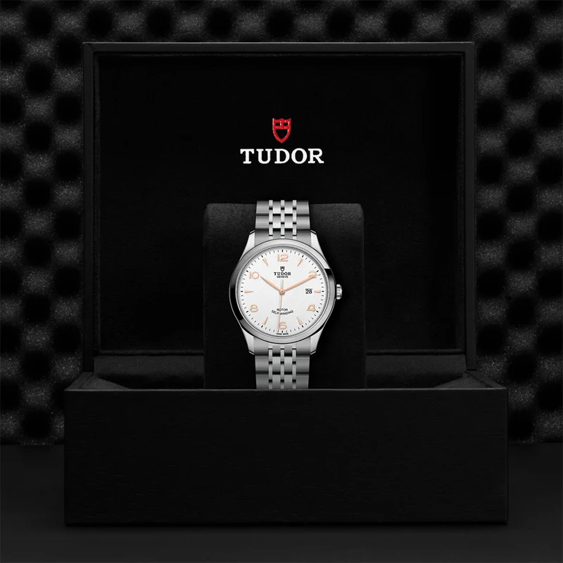 1926 41mm - White on Bracelet