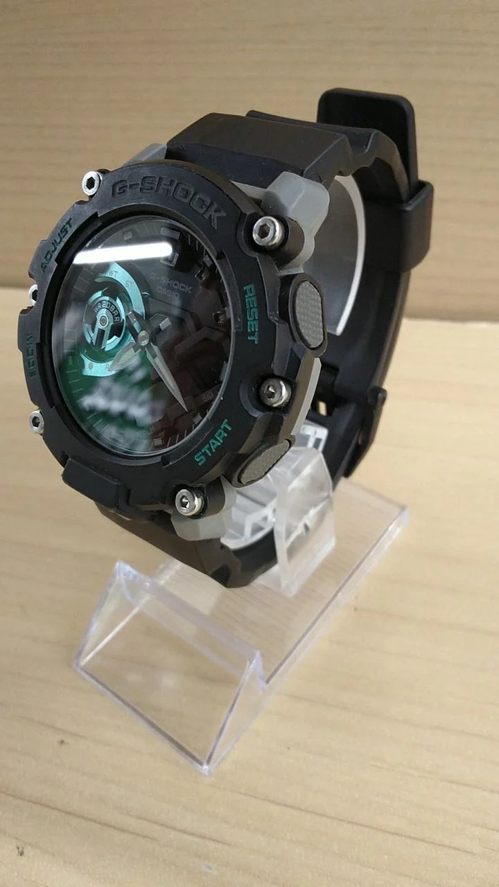 CASIO G-SHOCK GA-2200M