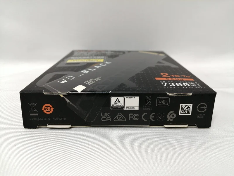 WESTERN DIGITAL SSD WDS200T2XHE-00BCA0