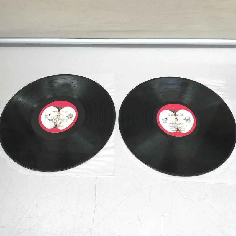 APPLE-Schallplatte THE BEATLES/1962-1966