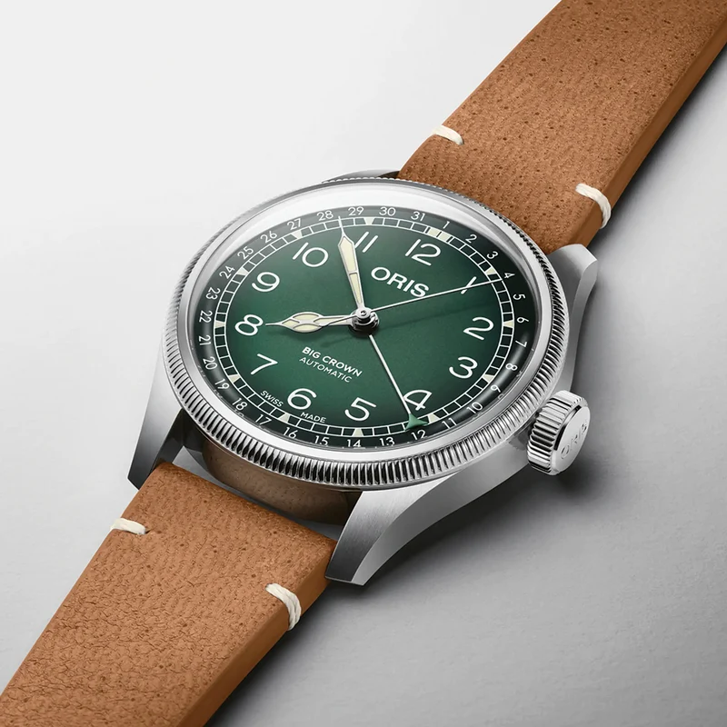 Big Crown X Cervo Volante 38mm - Green on Leather Strap