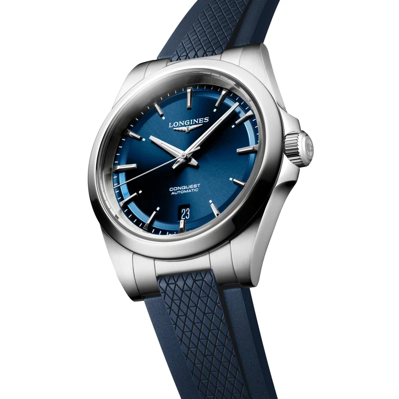 Conquest 38mm - Blue on Rubber Strap