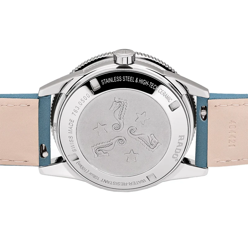 Captain Cook Automatic 37mm - White on Bracelet