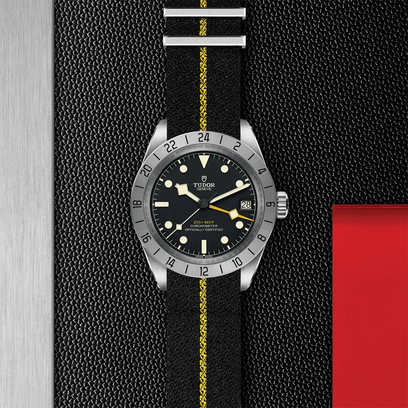 Black Bay Pro 39mm - Black on Fabric Strap