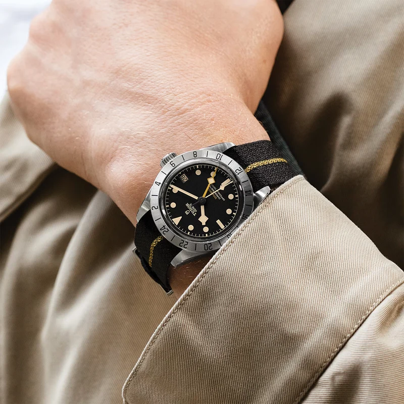 Black Bay Pro 39mm - Black on Fabric Strap
