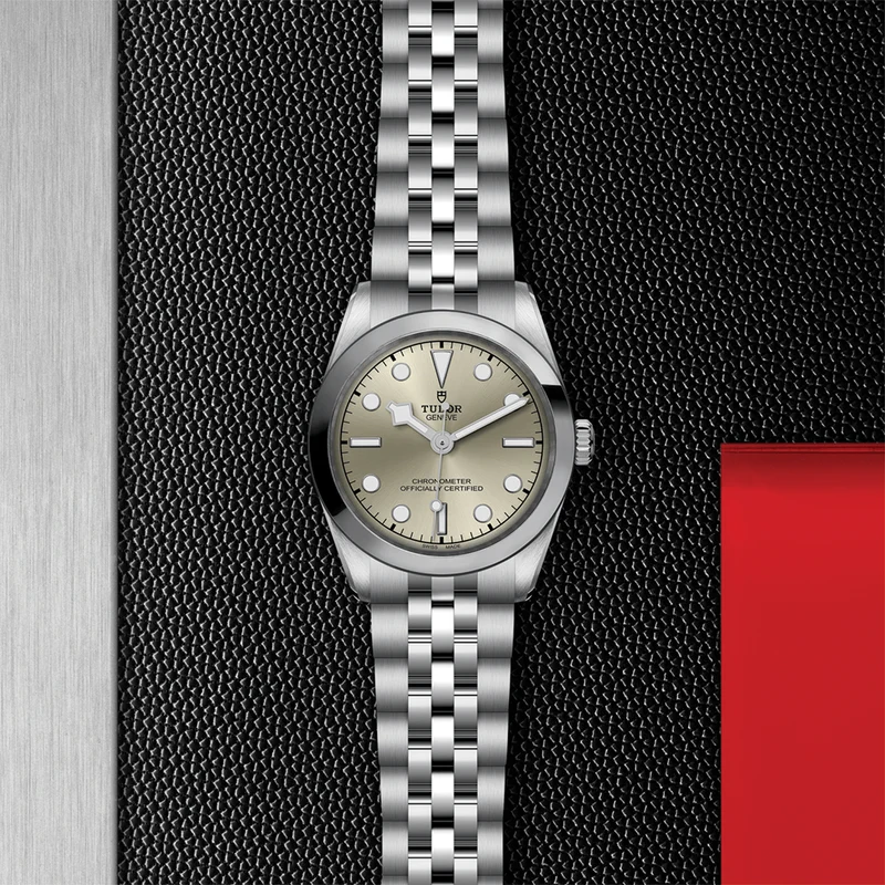 Black Bay One 31mm - Light Champagne on Bracelet