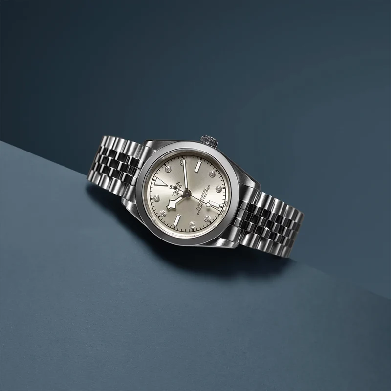Black Bay One 31mm - Light Champagne, Diamond-Set on Bracelet