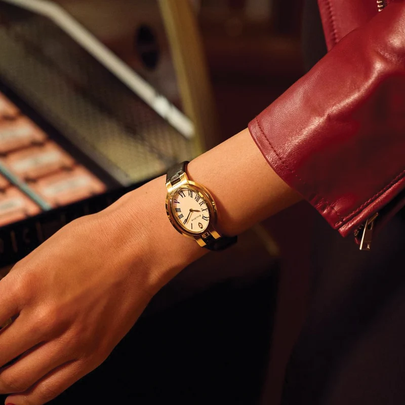 Special Edition Apollo 'Ella' Rubaiyat Gold-Tone 28.8mm - White on Leather Strap