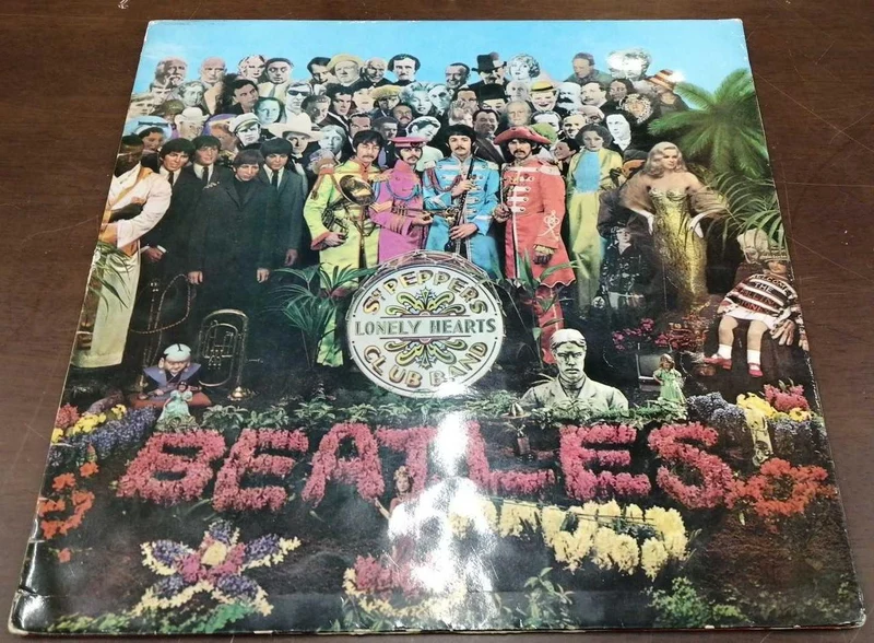 Toshiba PEPPERS LONELY HEARTS CLUB BAN AP-8163