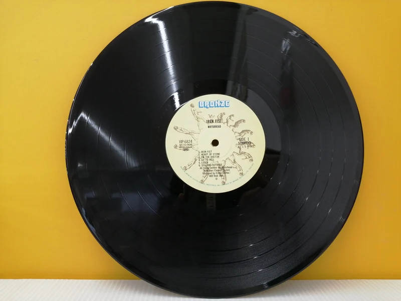 VICTOR IRON FIST/MOTORHEAD VIP-6824