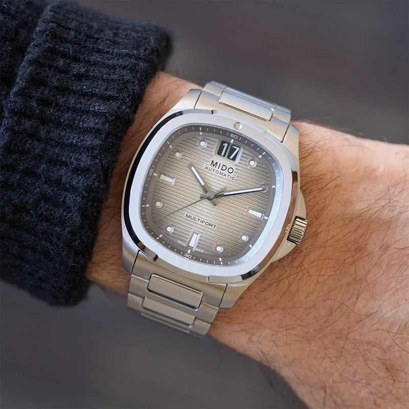 Multifort TV Big Date Titanium 40mm - Grey Gradient on Bracelet