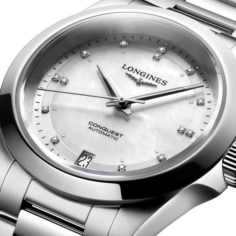 Conquest 34mm - White, Mother-of-Pearl w/ Diamonds on Bracelet