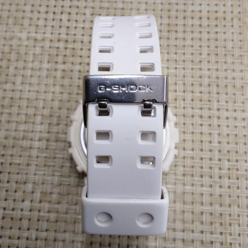 CASIO G-SHOCK GA-110MW
